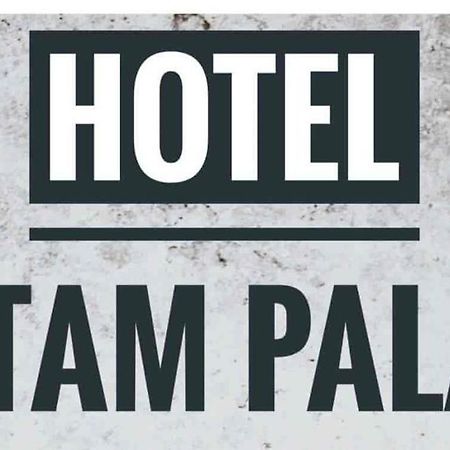 Hotel Pritam Palace , Dhule Eksteriør bilde